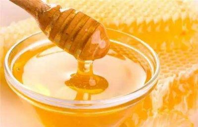 ​怎样辨别蜂蜜的真假和纯度高低（识别蜂蜜真假简单方法）